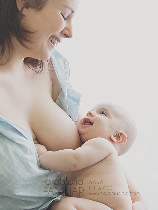 Lactancia-materna-Fotografia-infantil-y-bebes-en-Madrid-0036